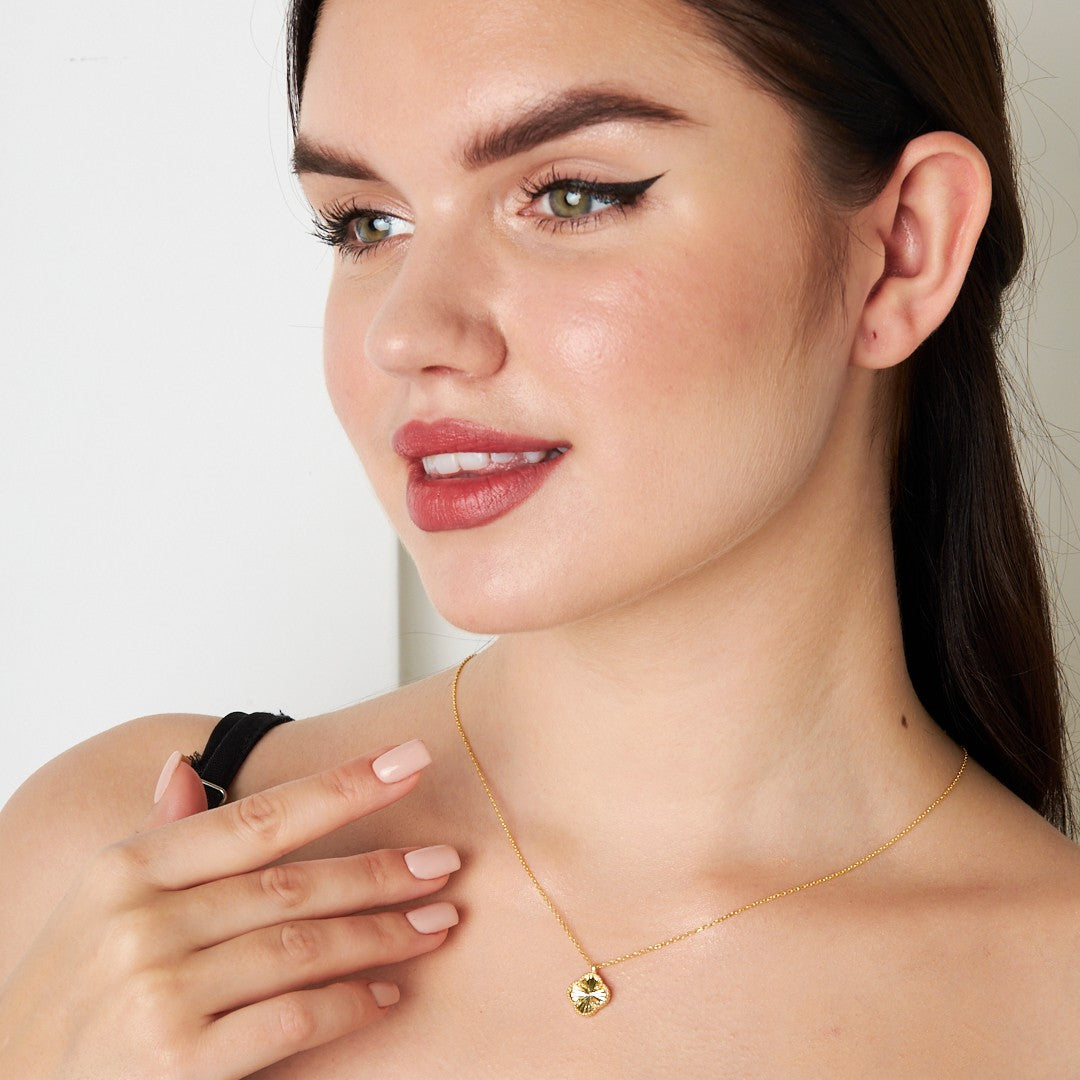 Glänzende Kleeblatt Halskette