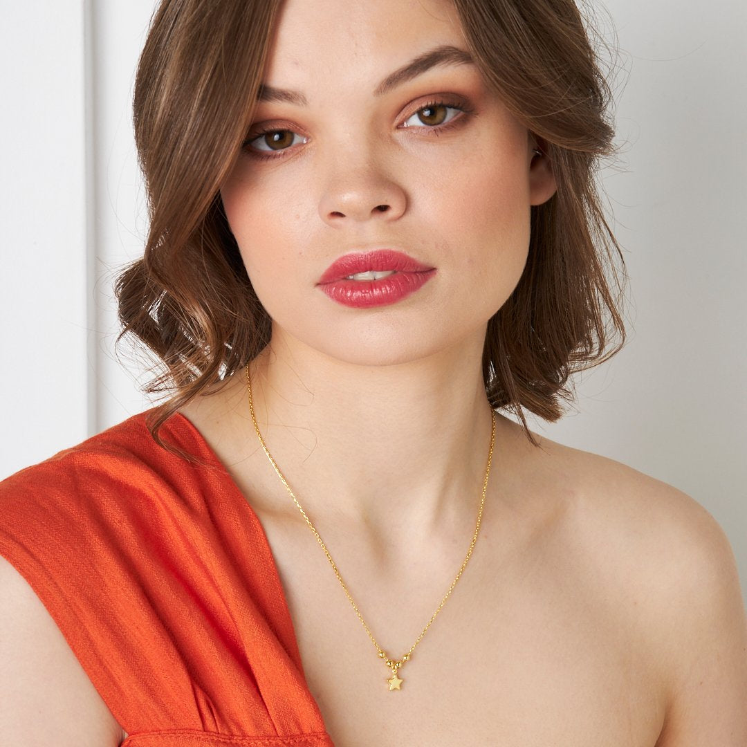 Dorika star necklace
