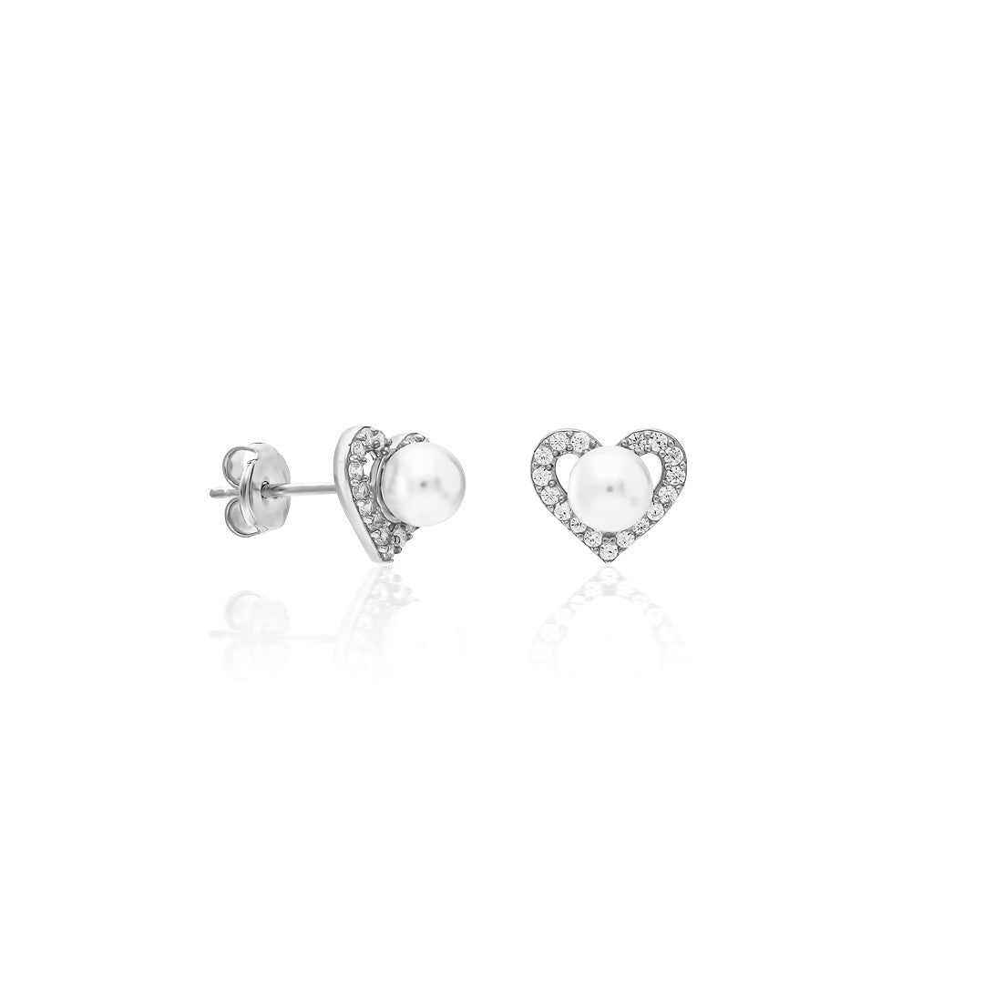 pearl earrings with heart