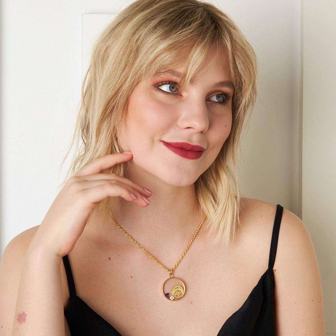 Glückskette aus Glas mit Monogramm