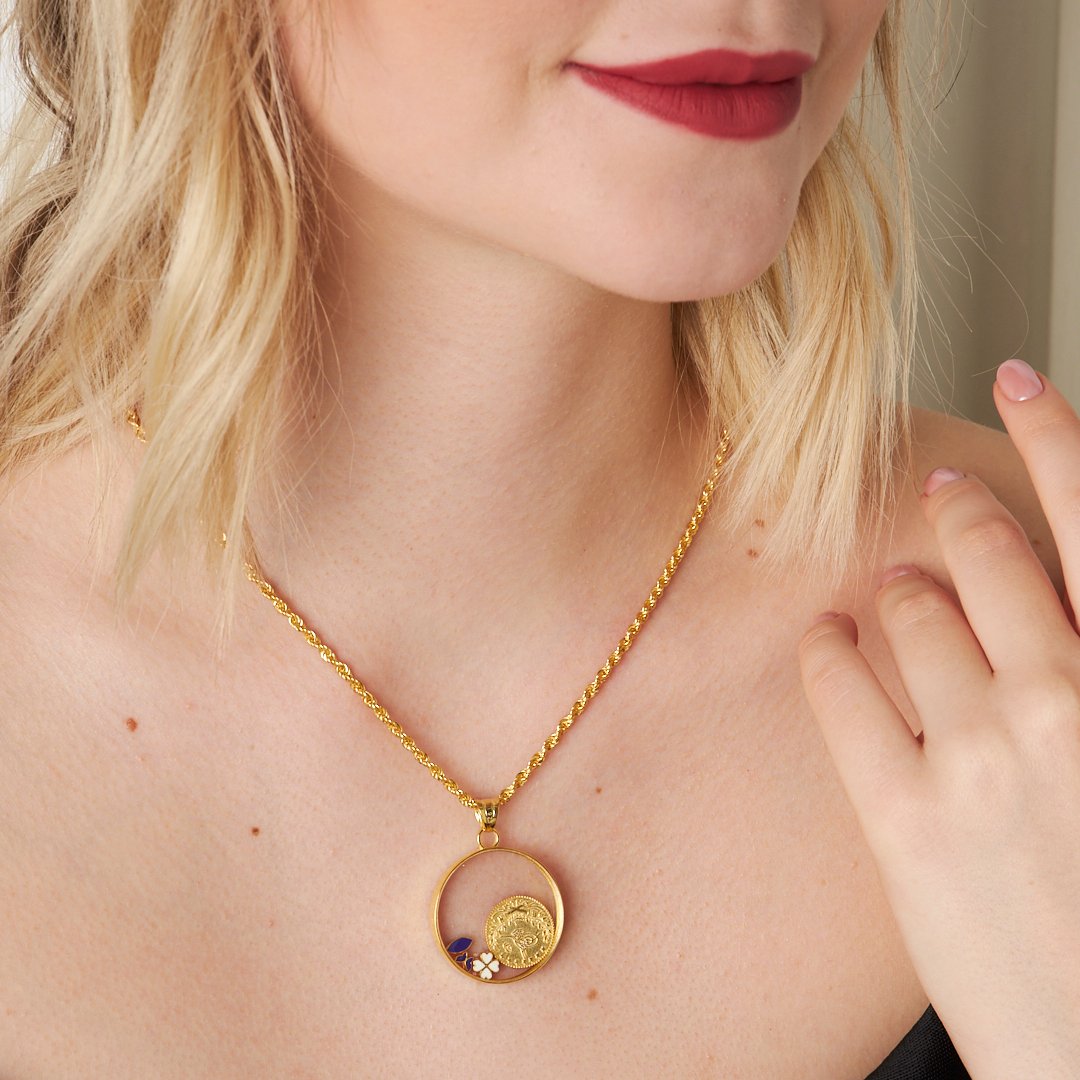 Glückskette aus Glas mit Monogramm