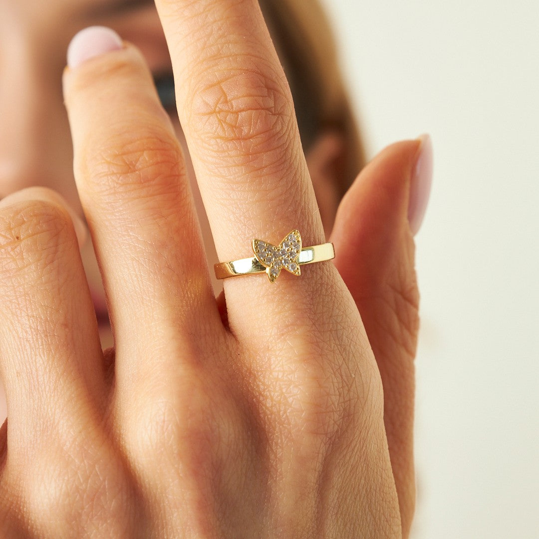 Schmetterling mit Steinen besetzt