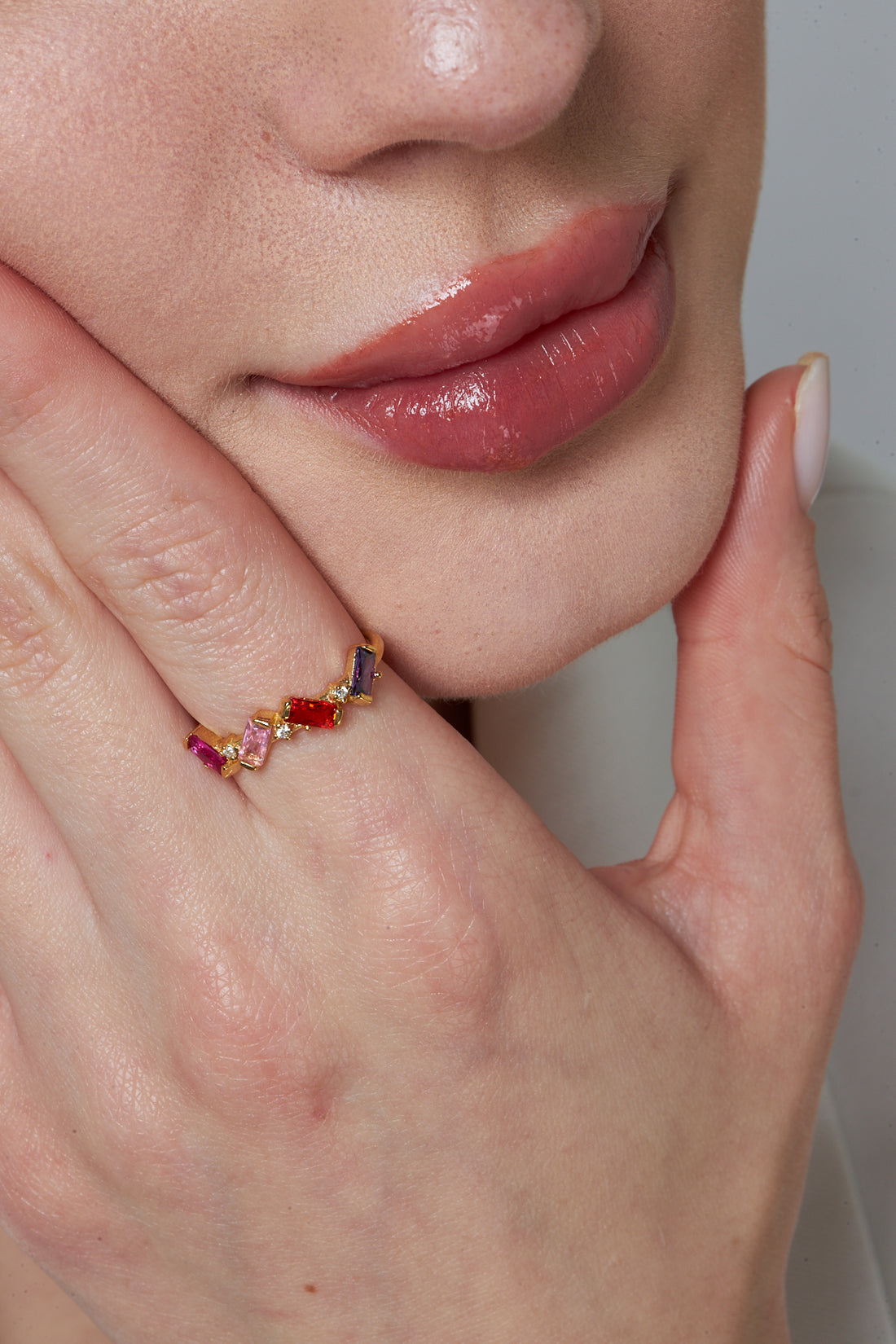 Mehrfacher Baguette Ring mit Farbigen Steinen