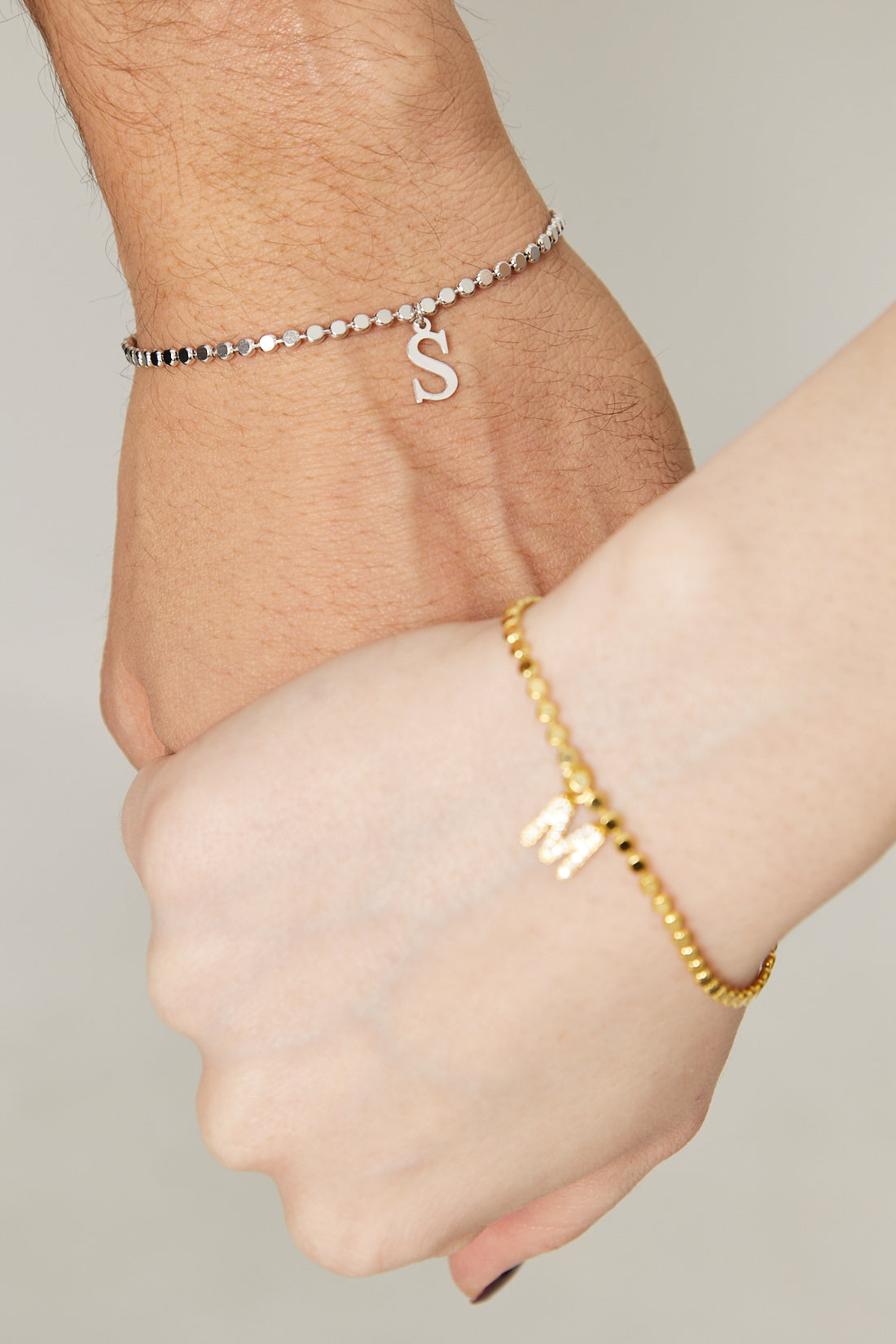 Buchstabe Bulk Chain Couple Armbänder