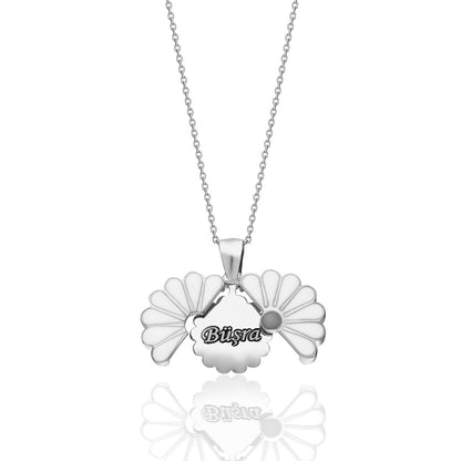 Name Necklace - Daisy Necklace with Name