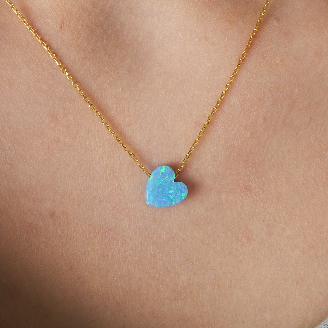 Original Herzanhänger mit blauem Opal