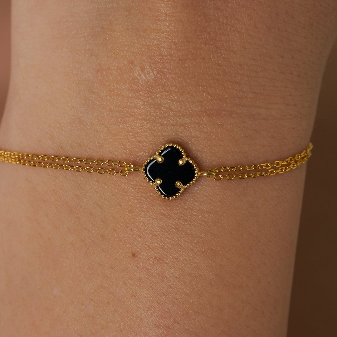 clover bracelet with black stones