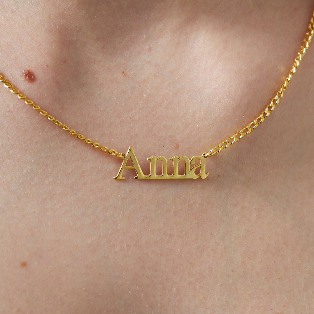 Shaded Name Chain Necklace