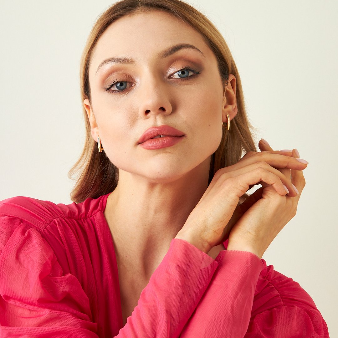 Earrings with inlaid stones