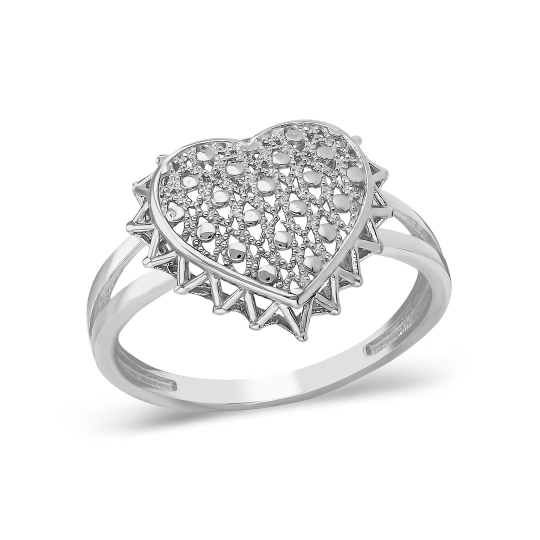 Unusual ring with heart