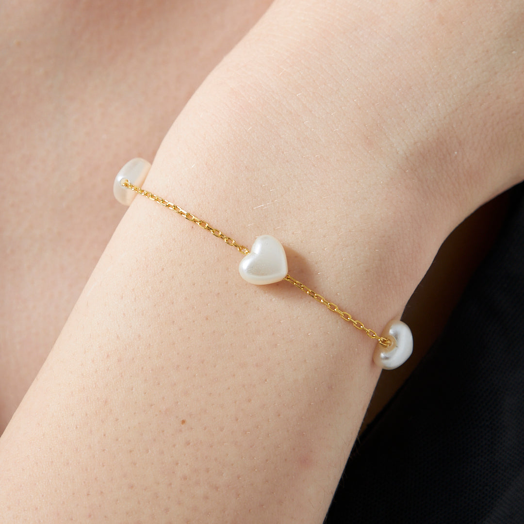 14K GOLD White Heart with Evil Eye